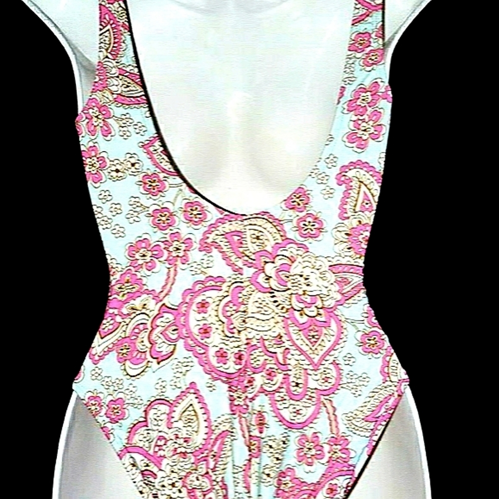 Classy Pastel paisley print one piece bathing suit - Picture 5 of 7